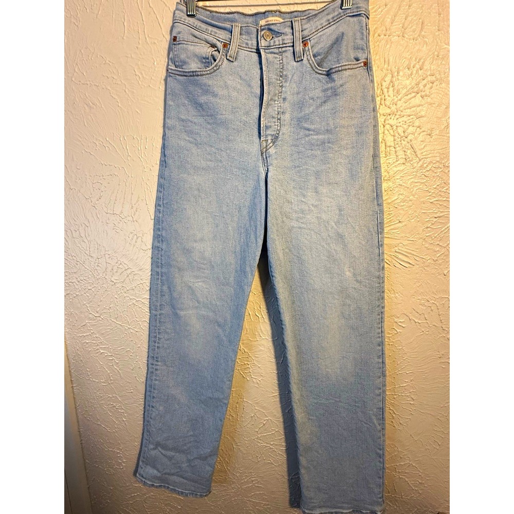 Levi's Ribcage Straight Women's 28x32 Light Wash Blue High Rise Jeans 79078-0018